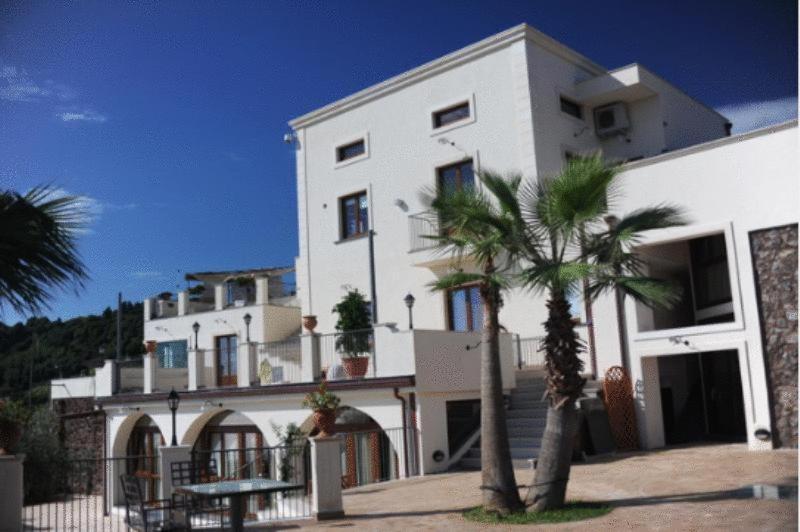 Tenuta Santa Tecla Ачиреале Екстериор снимка