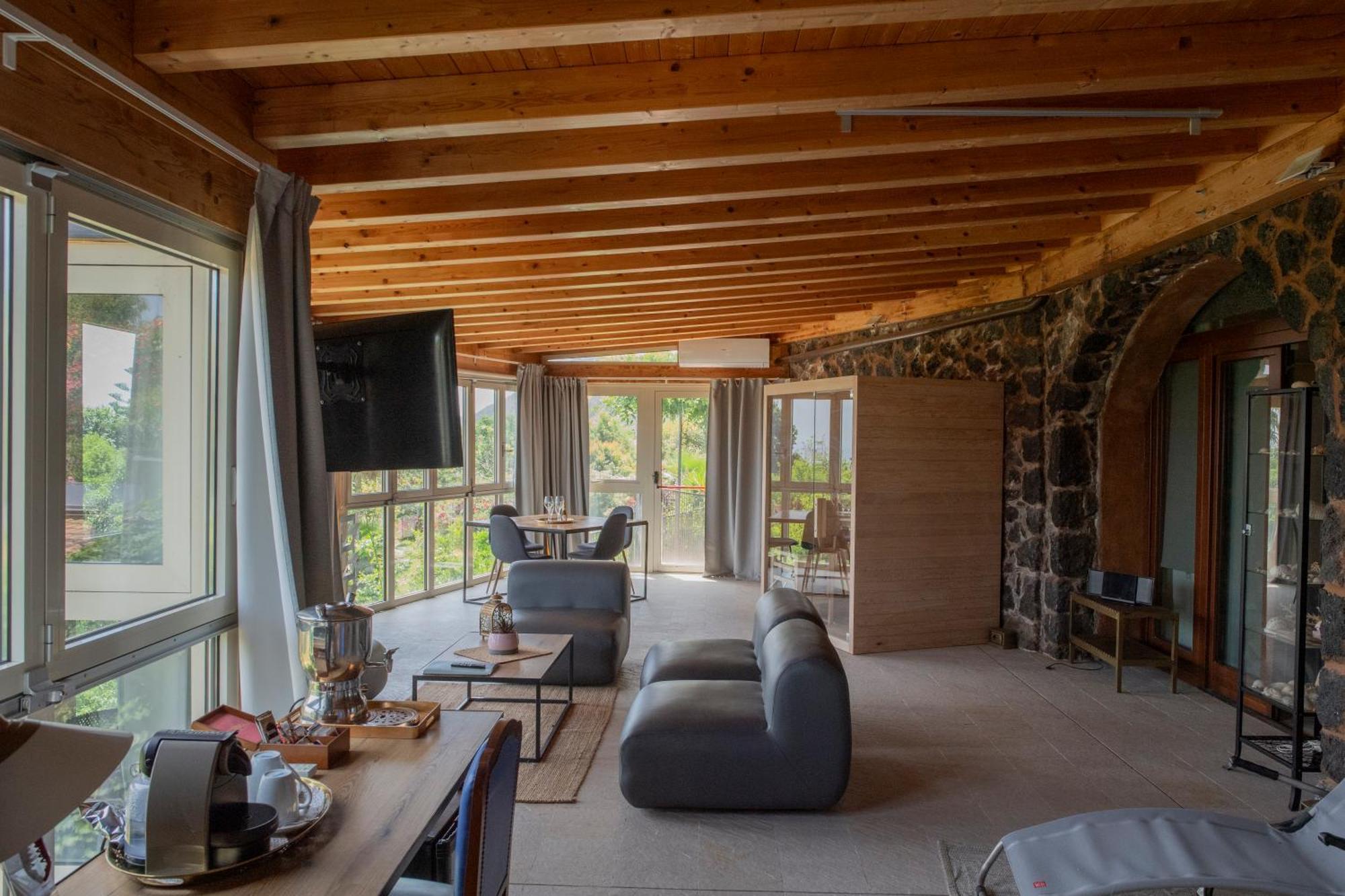 Tenuta Santa Tecla Ачиреале Екстериор снимка