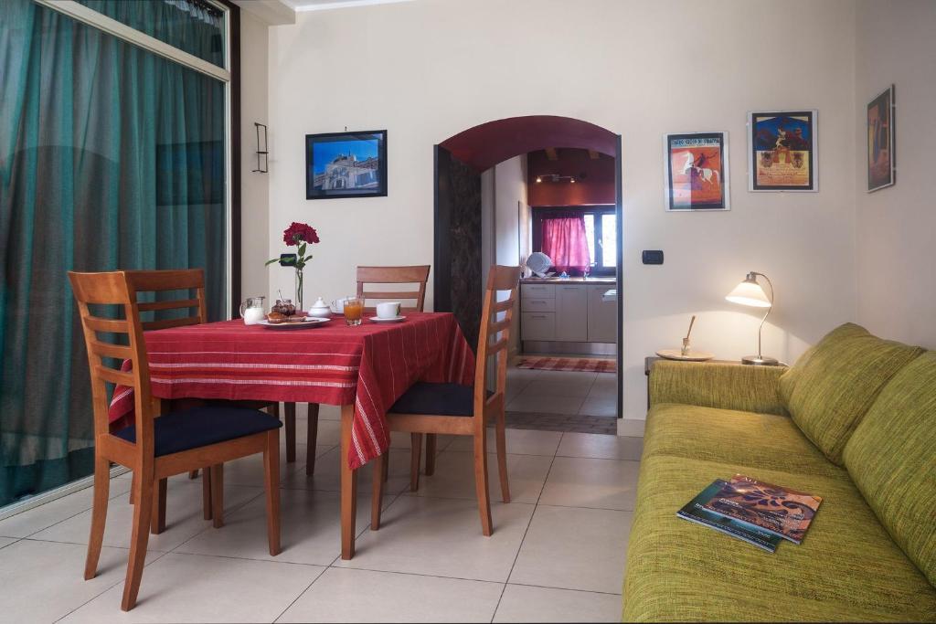Tenuta Santa Tecla Ачиреале Екстериор снимка